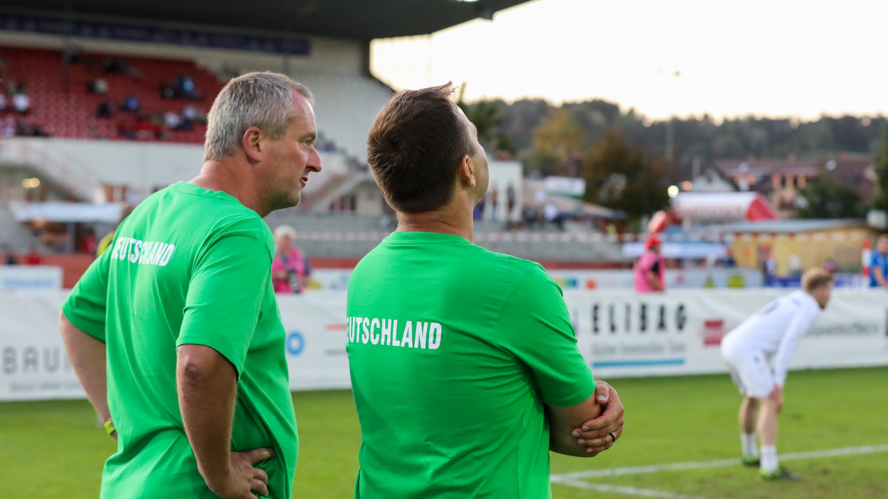 Bundestrainer Olaf Neuenfeld (l.) und Co-Trainer Chris Löwe
