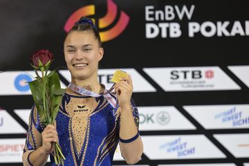 Jessica Schlegel beim EnBW DTB Pokal in Stuttgart Gold am Schwebebalken | Bildquelle: Minkusimages