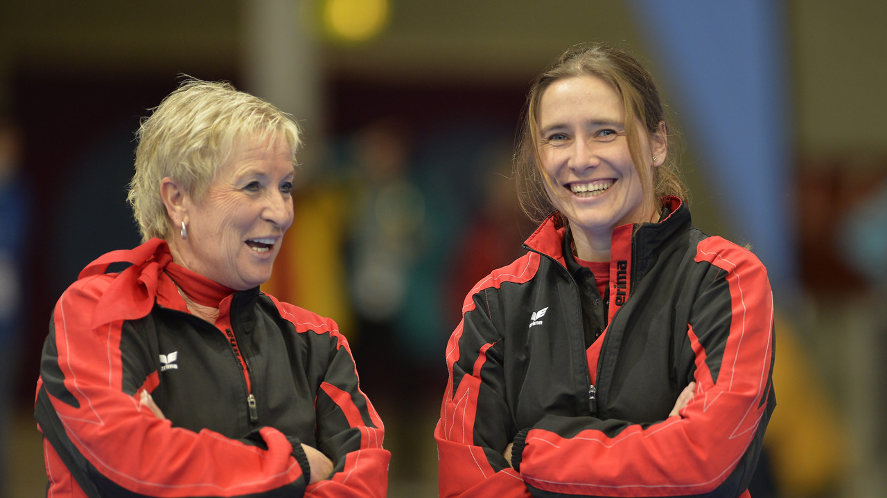 NTB-Landestrainerin Ute Luxon-Pitkamin und Katarina Prokesova (rechts) | Bildquelle: Turnfestfotos.de
