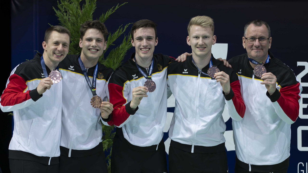 Das deutsche Bronze-Team auf dem Doppelminitrampolin. | foto: Thomas Rösler