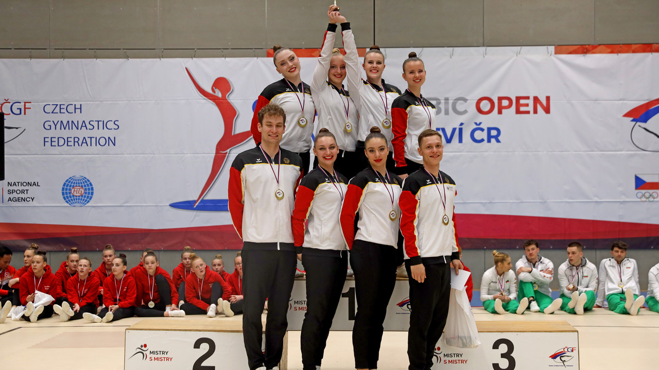 Das Senior Dance Team holt Gold bei den Czech Aerobic Open 2024 | Bildquelle: Maik Solf