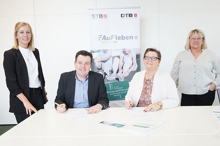 Unterzeichnung Zielvereinbarung Tandem Rehlingen-Siersburg | Bildquelle: STB