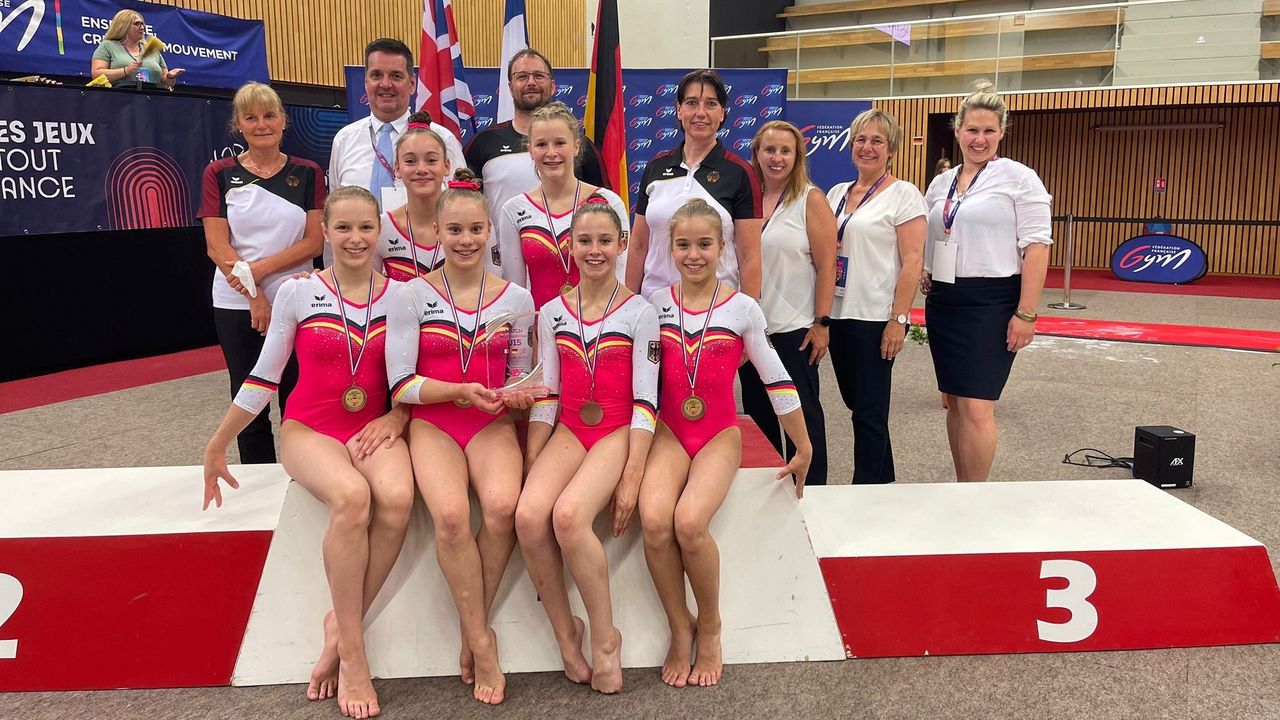 Team der Juniorinnen beim U15 Länderkampf in Haguenau | Bildquelle: DTB