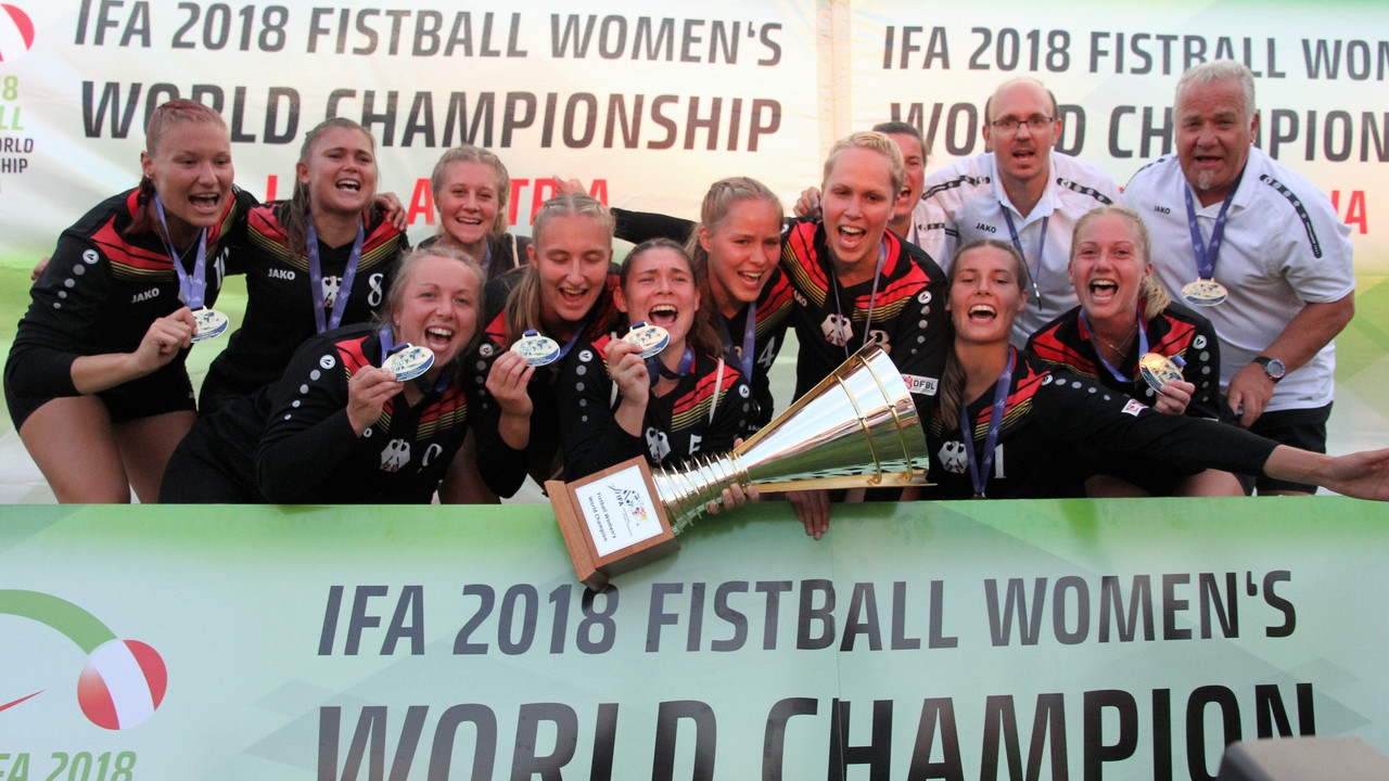 Faustball-Frauen sind Weltmeister 2018 | Bildquelle: DFBL/Spille