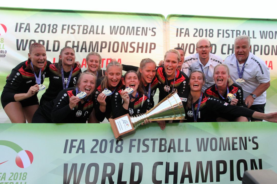 Faustball-Frauen sind Weltmeister 2018 | Bildquelle: DFBL/Spille 