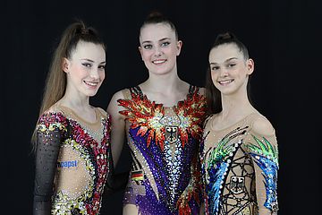 Darja Varfolomeev, Margarita Kolosov und Melanie Dargel (von links). | Bildquelle: DTB